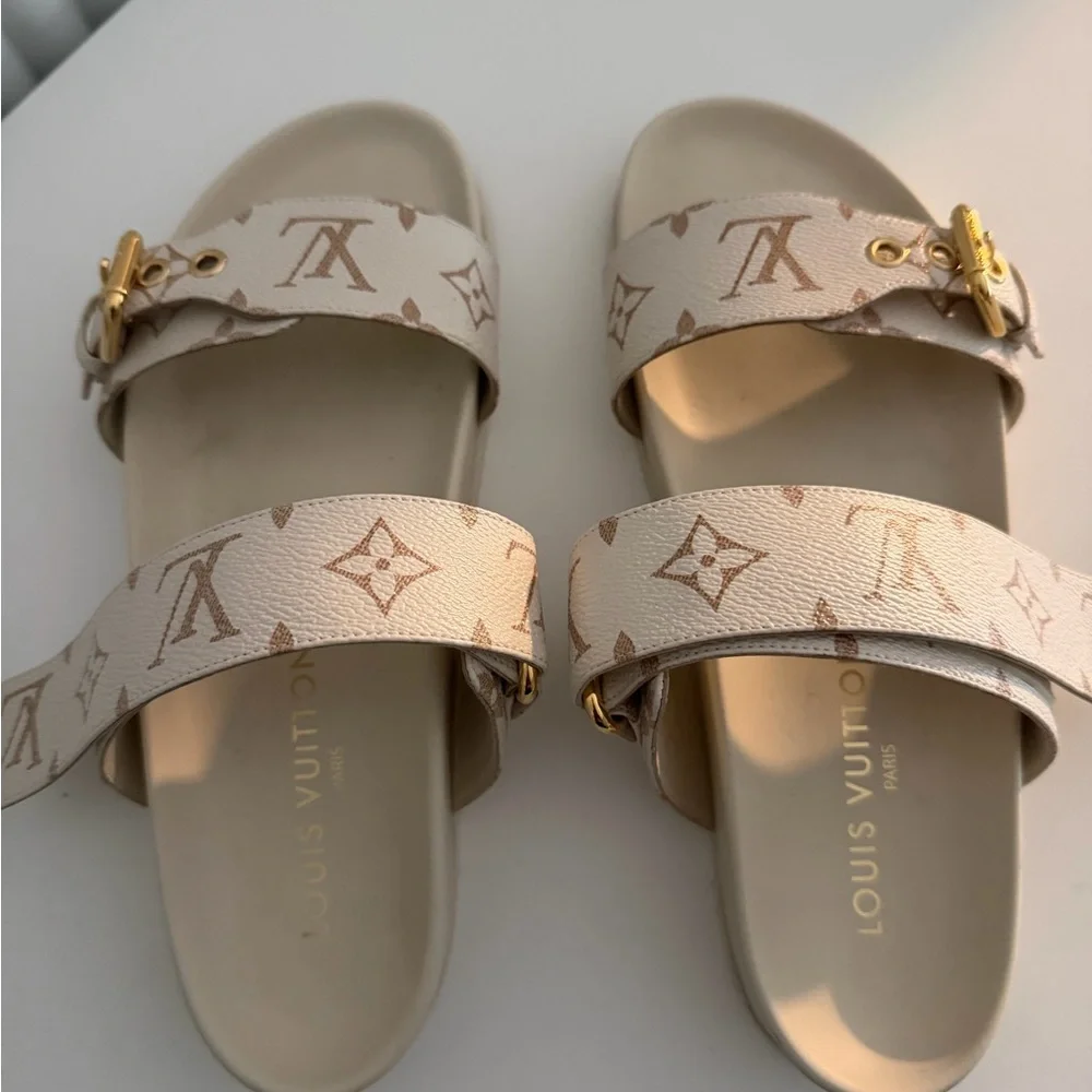 Louis Vuitton Bom Dia Flat Comfort Mule